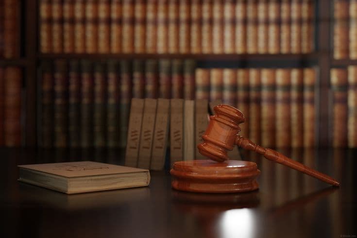 Ketika Batas Negara Kabur: Bagaimana Hukum Nasional Bertahan di Tengah Arus Global?