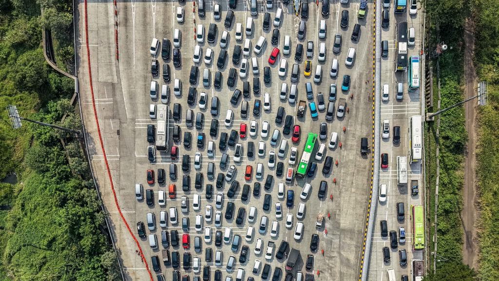 Menyusuri Jalur Mudik Semarang: Antara Ritual Tahunan dan Tantangan Logistik yang Terus Bertambah