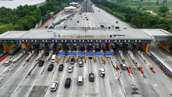 Tol Trans Jawa Siap-Siap 'Dibelah' Lagi: Strategi One Way Polri Hadapi Gelombang Kedua Pemudik Pulang