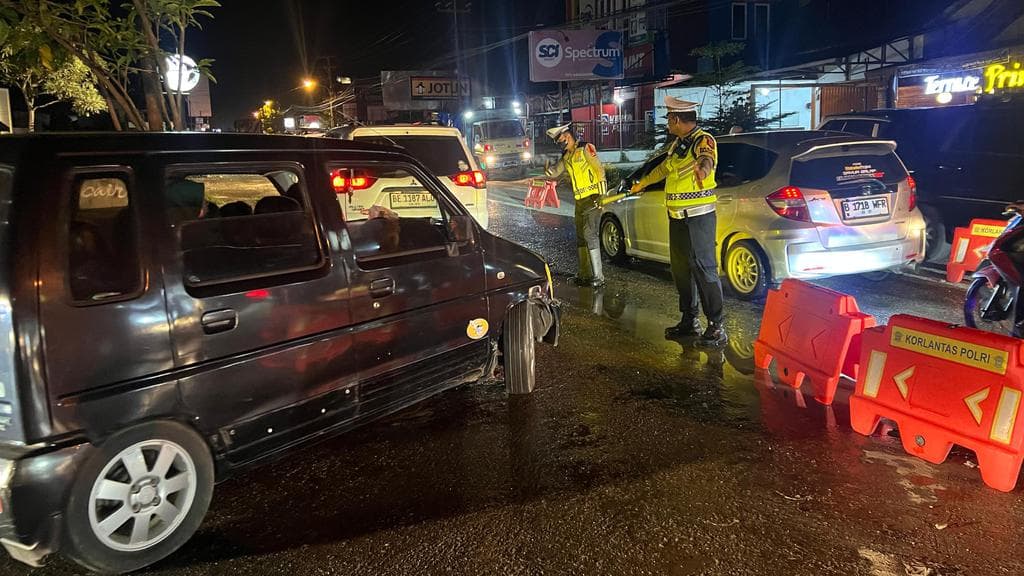 Cerita di Balik Kemacetan Panjang: Mengapa Jalinbar Pringsewu Jadi 'Hotspot' Arus Balik Lebaran?